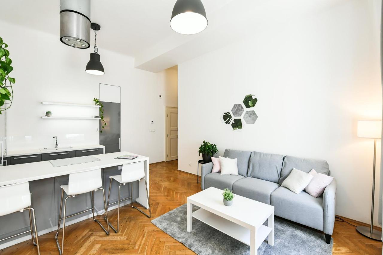 Klimentska 52 Praha